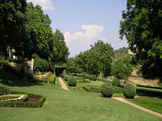 LE CLOS DE VILLENEUVE