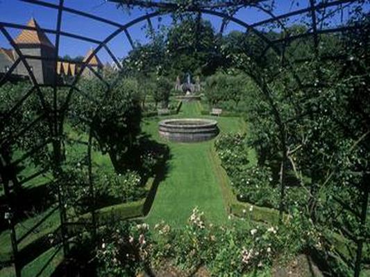 PARC ET JARDIN DU CHATEAU DE BOURNEL
