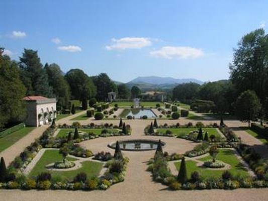 JARDIN DE LA VILLA ARNAGA