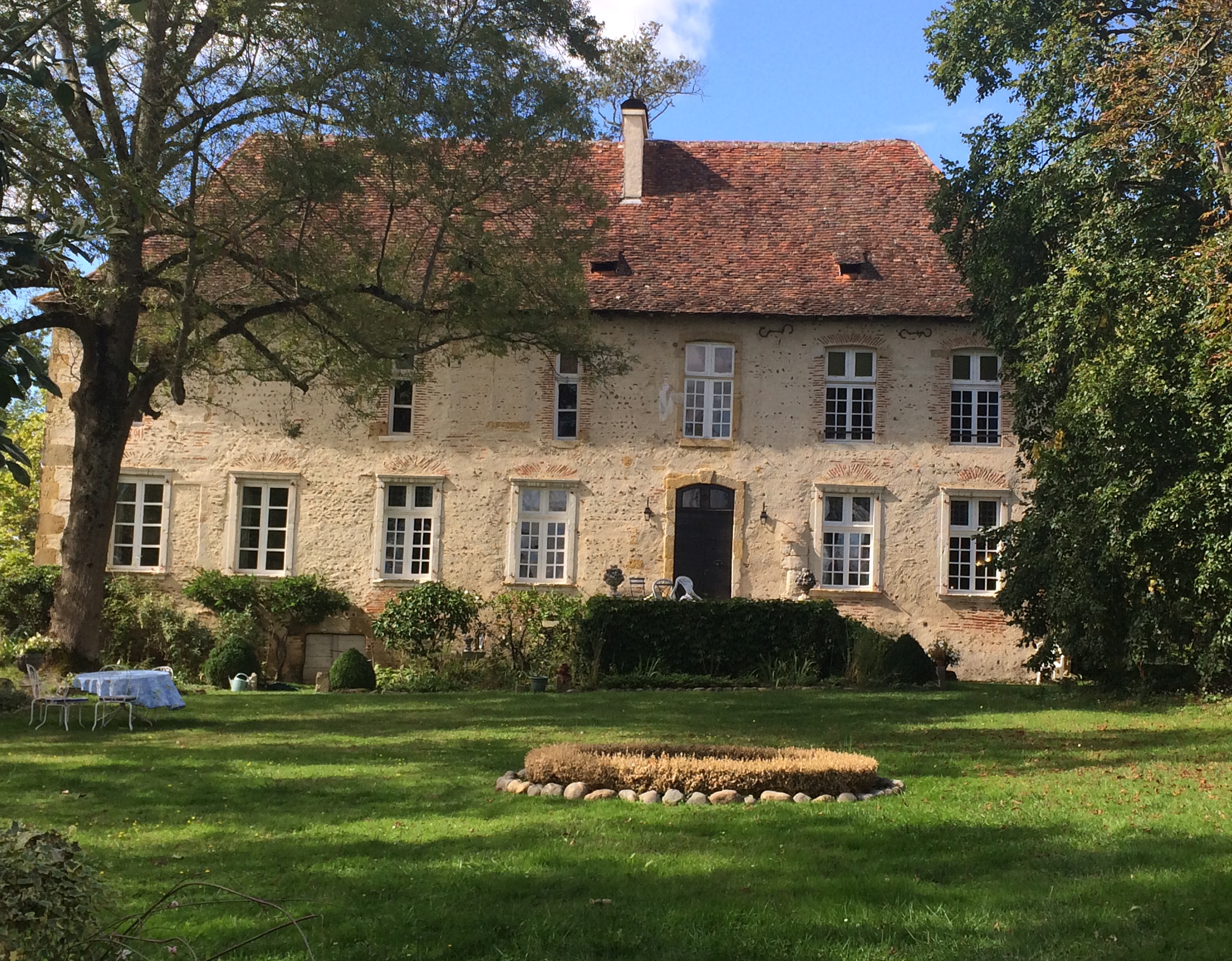 JARDINS DU CHATEAU DE MOMAS