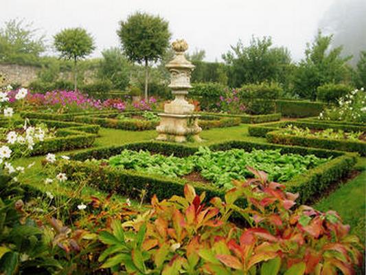 JARDINS DU CHATEAU DE VILLAINES