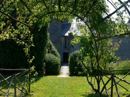 JARDIN DU CHATEAU DE LA GUYONNIERE